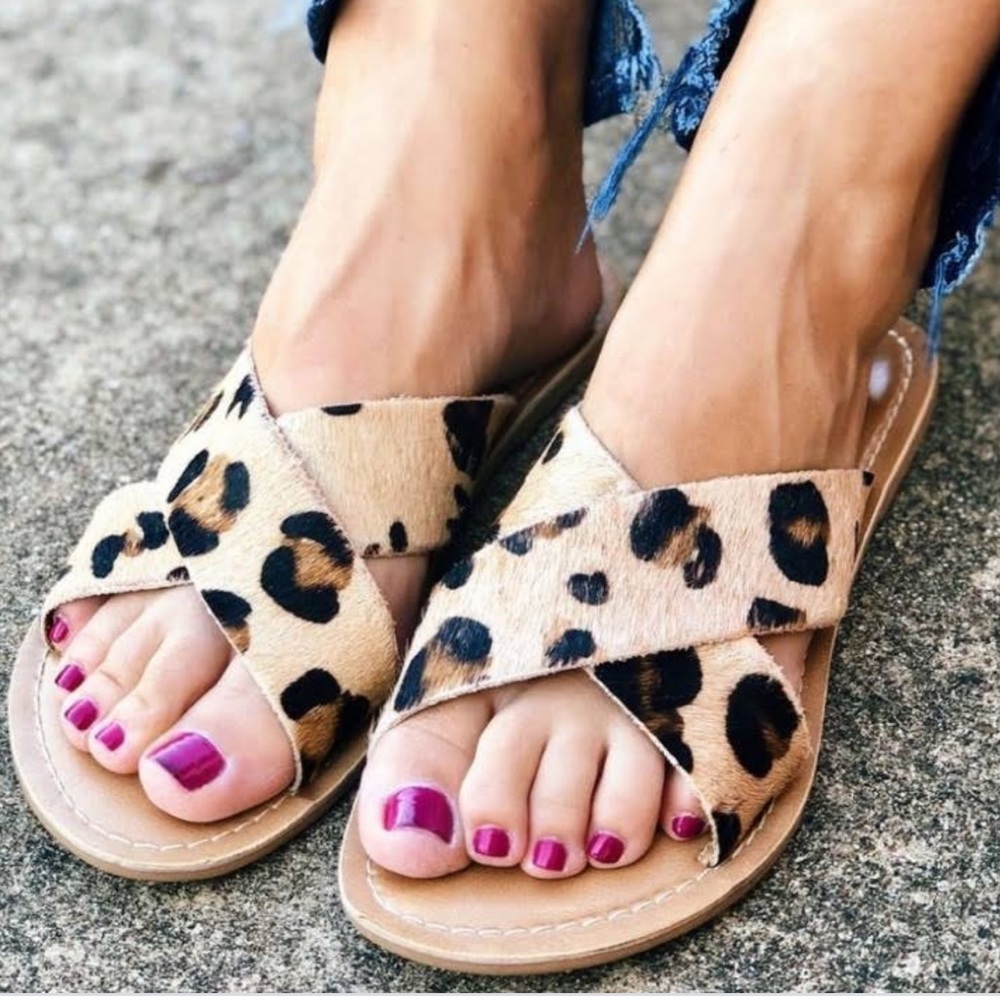 Leopard coconuts by Matisse pebble crossover sandal